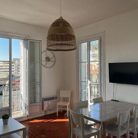Appartement Hyeres - Centre Ville 3 Chambres 6 Personnes 4Eme Etage Escalier - Sebastien Claire Екстер'єр фото