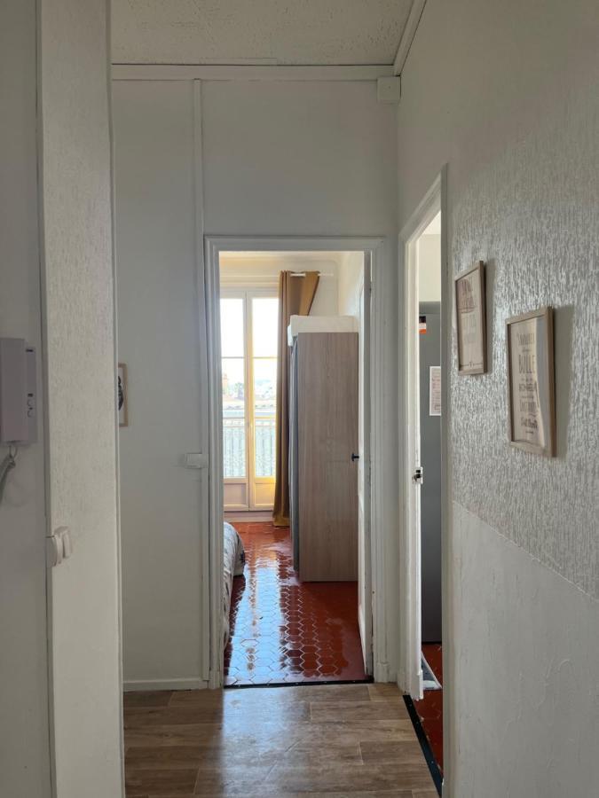 Appartement Hyeres - Centre Ville 3 Chambres 6 Personnes 4Eme Etage Escalier - Sebastien Claire Екстер'єр фото