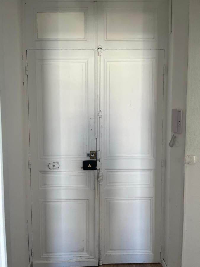 Appartement Hyeres - Centre Ville 3 Chambres 6 Personnes 4Eme Etage Escalier - Sebastien Claire Екстер'єр фото